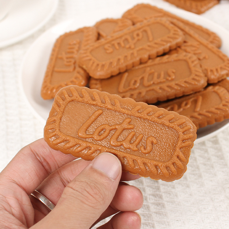 Simulation Cookies Fake Cake A - Photography Of Food 评论和价格