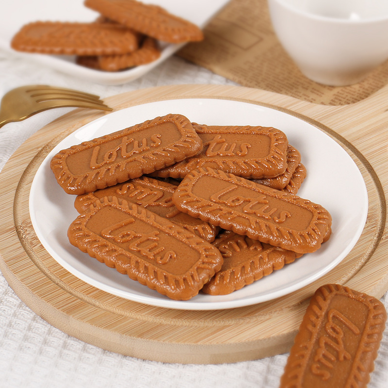 Simulation Cookies Fake Cake A - Photography Of Food 评论和价格