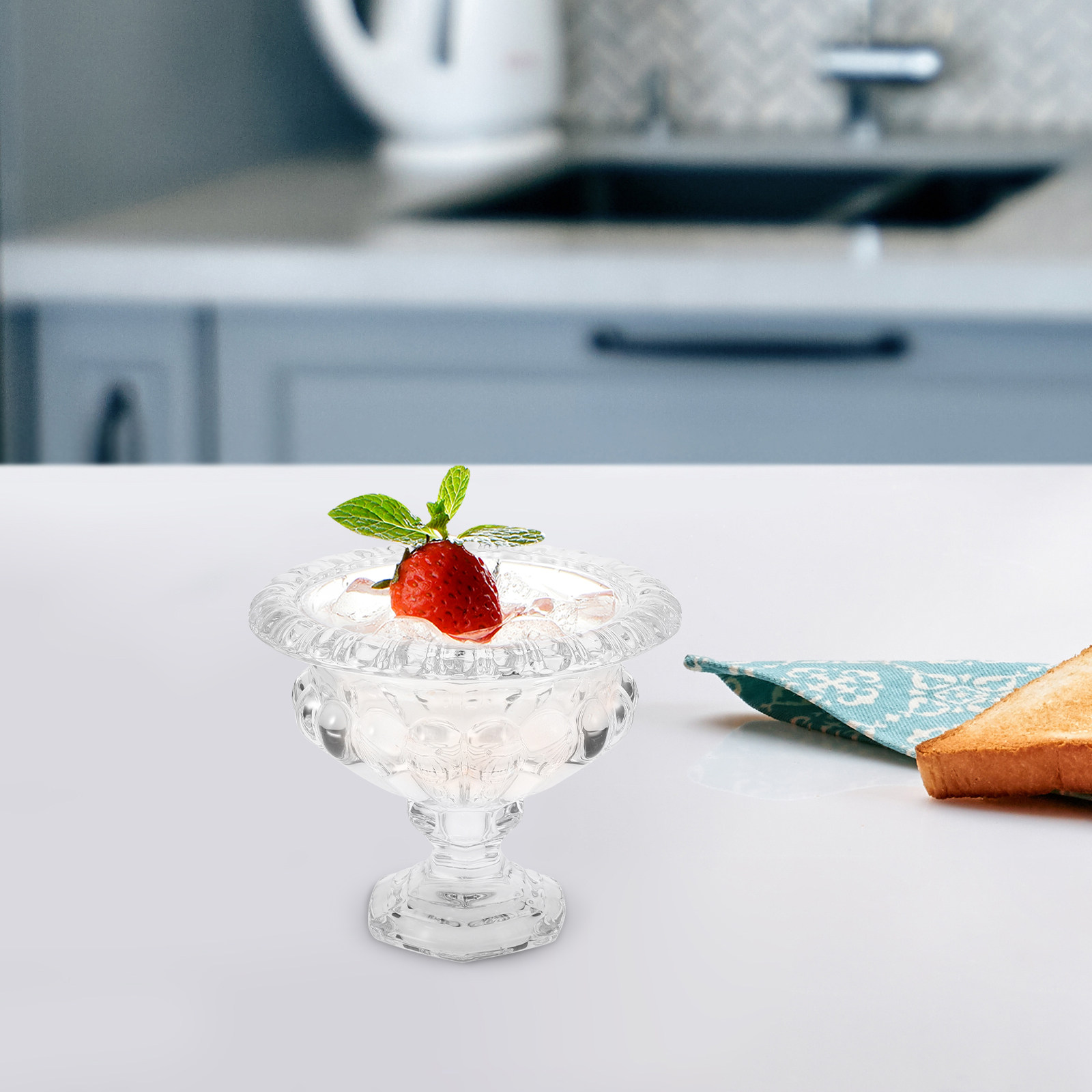 Elegant European Glass Ice Cre - Photography Of Food 评论和价格